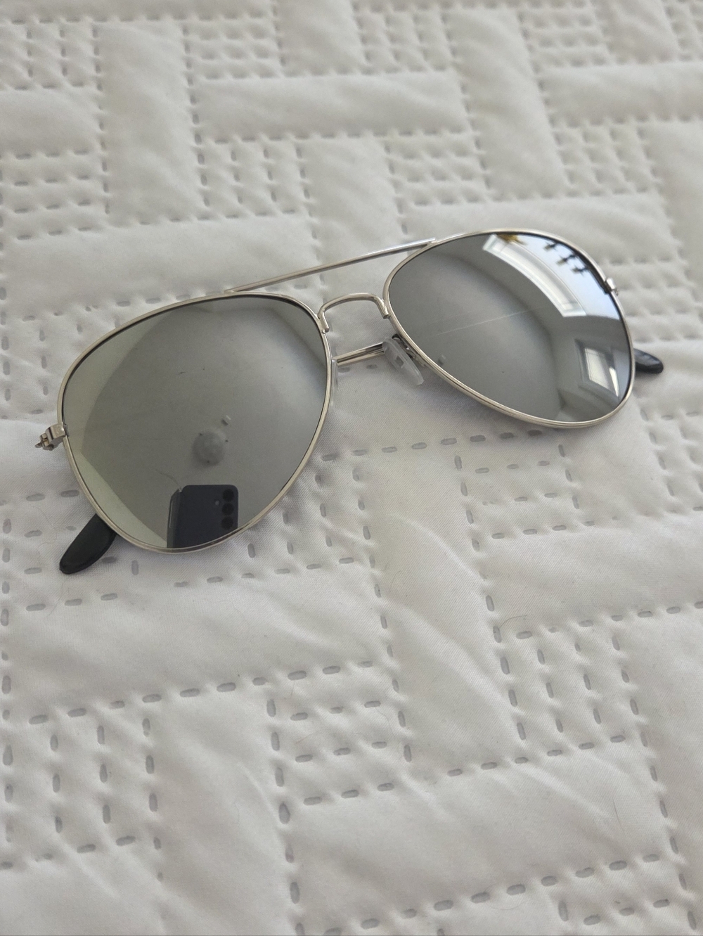 NWOT Aviator Metal Frame Sunglasses - Silver